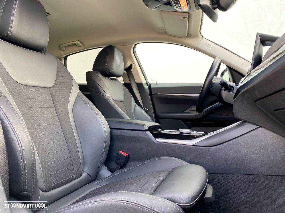 BMW i4 eDrive40 — fotografia 14