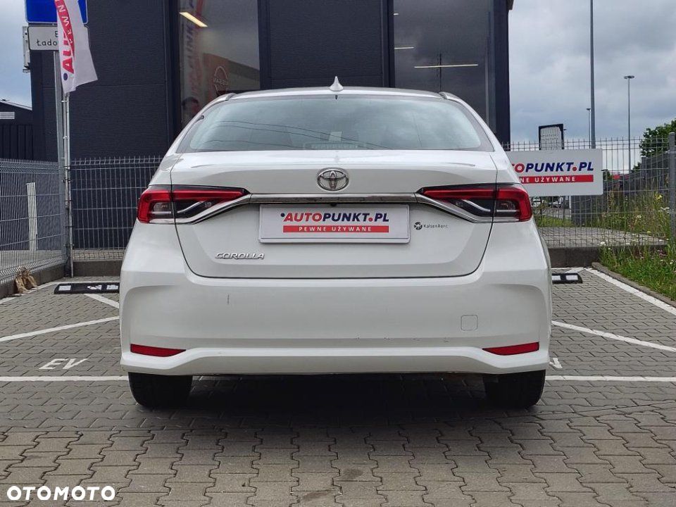 Toyota Corolla - 5