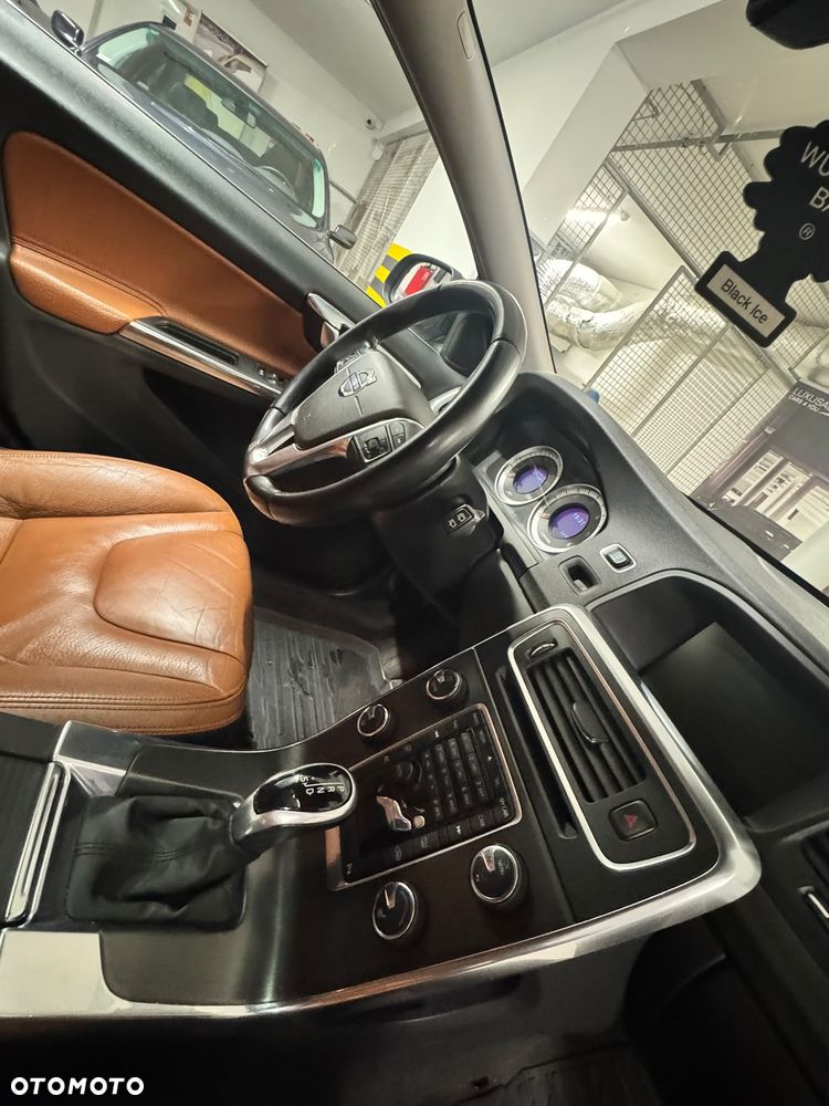 Volvo V60 - 24