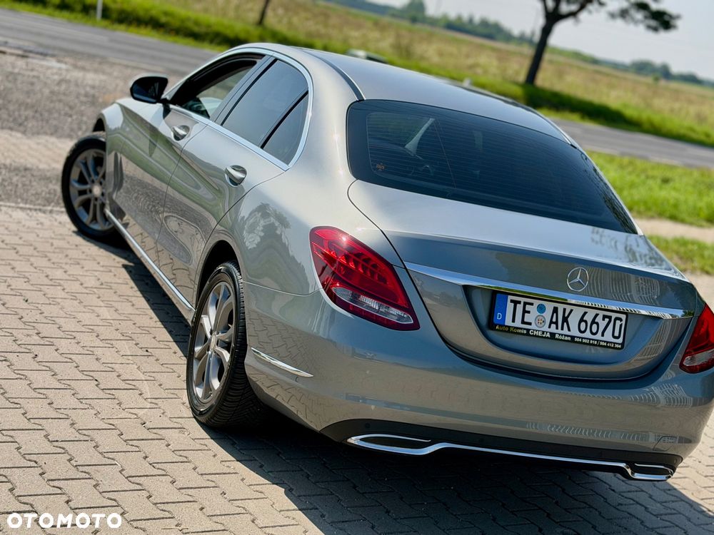 Mercedes-Benz Klasa C 200 Avantgarde - 33