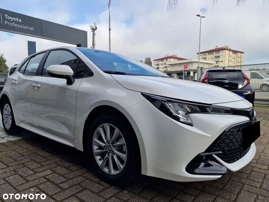 Toyota Corolla - 3