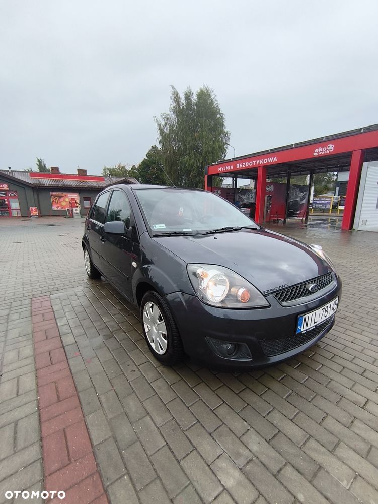 Ford Fiesta - 2
