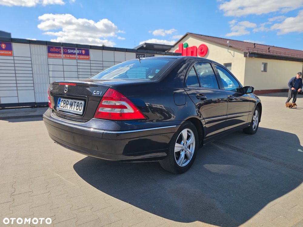Mercedes-Benz Klasa C 200 CDI Avantgarde DPF - 4