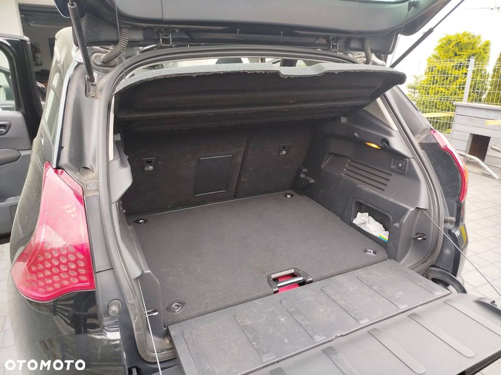 Peugeot 3008 1.6 HDi Trendy - 3