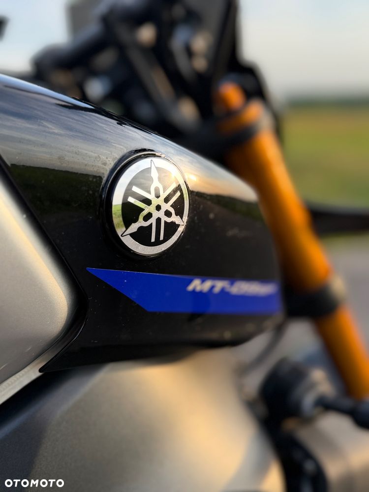 Yamaha MT - 9