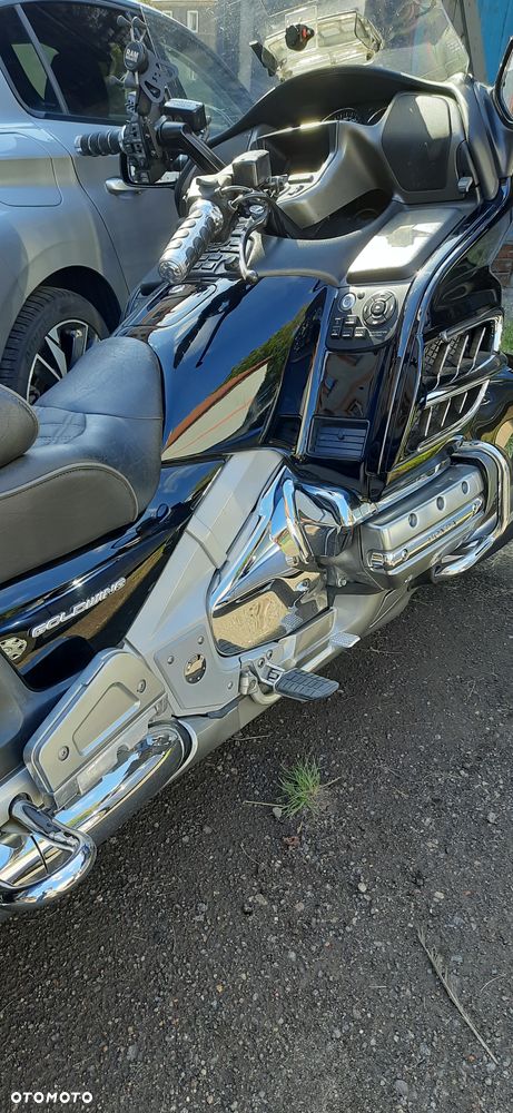Honda GL - 10