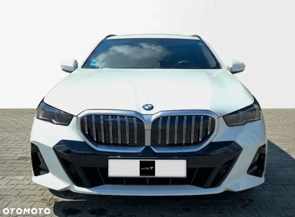 BMW Seria 5 520d xDrive mHEV M Sport - 3