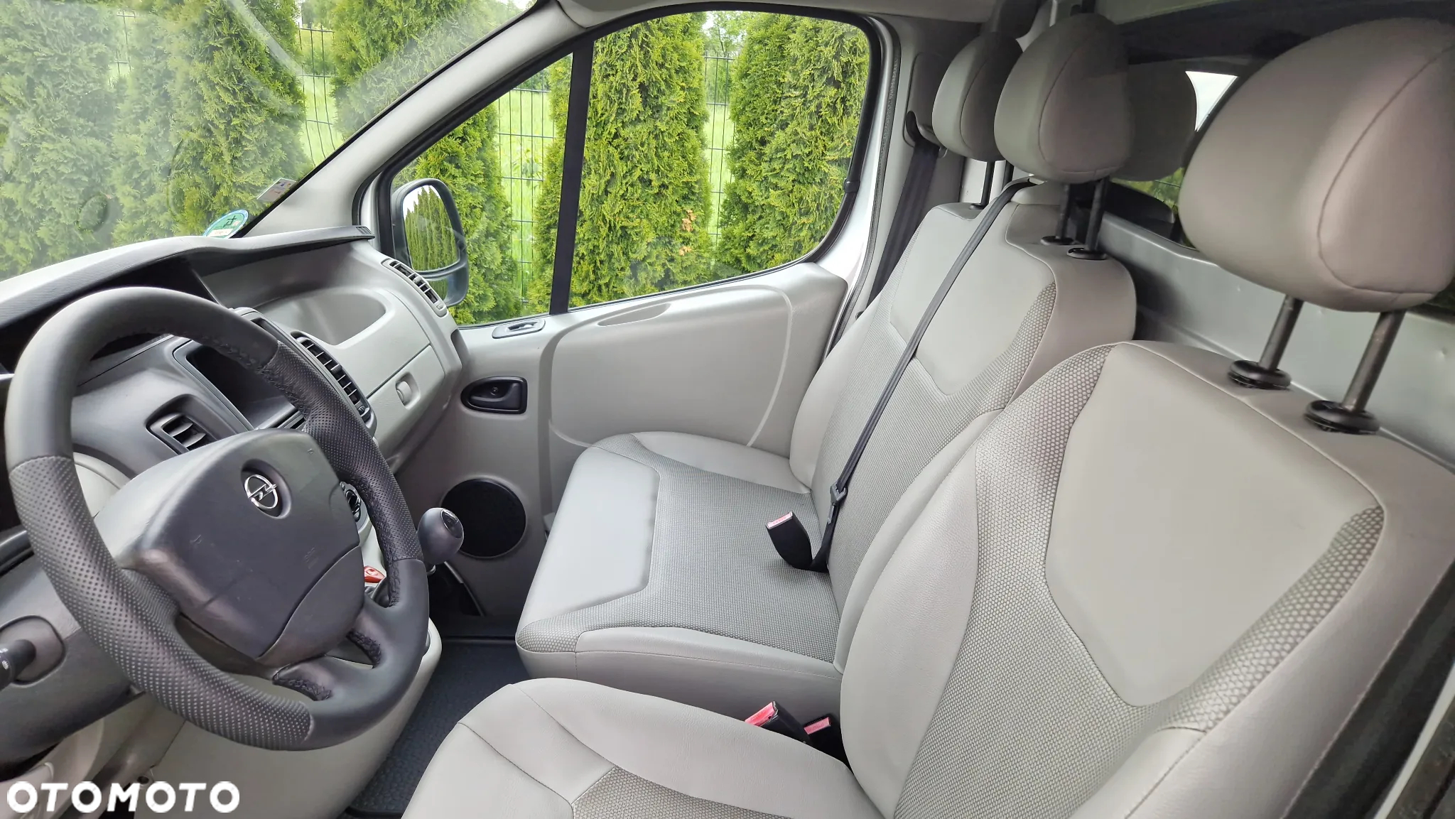 Opel Vivaro - 13
