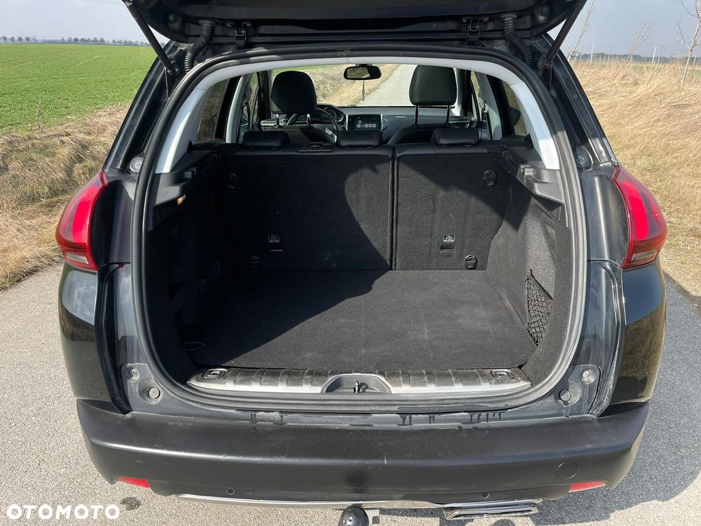 Peugeot 2008 BlueHDi FAP 120 STOP & START EAT6 Crossway - 4
