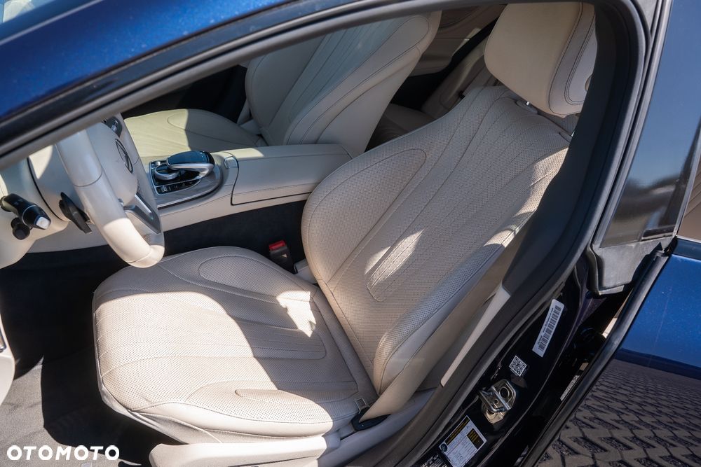 Mercedes-Benz CLS - 21