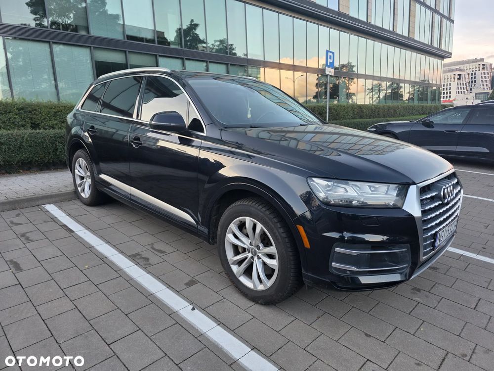 Audi Q7 - 1
