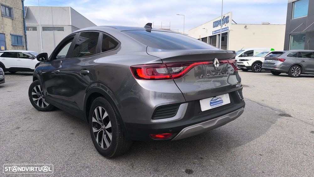 Renault Arkana 1.6 E-Tech Business - 4