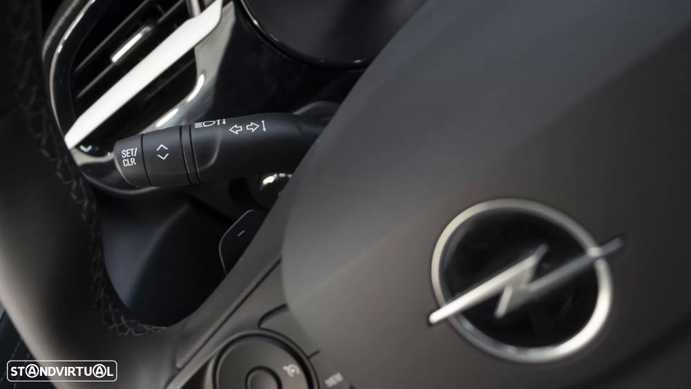 Opel Corsa 1.2 T Hybrid EdCT — fotografia 20