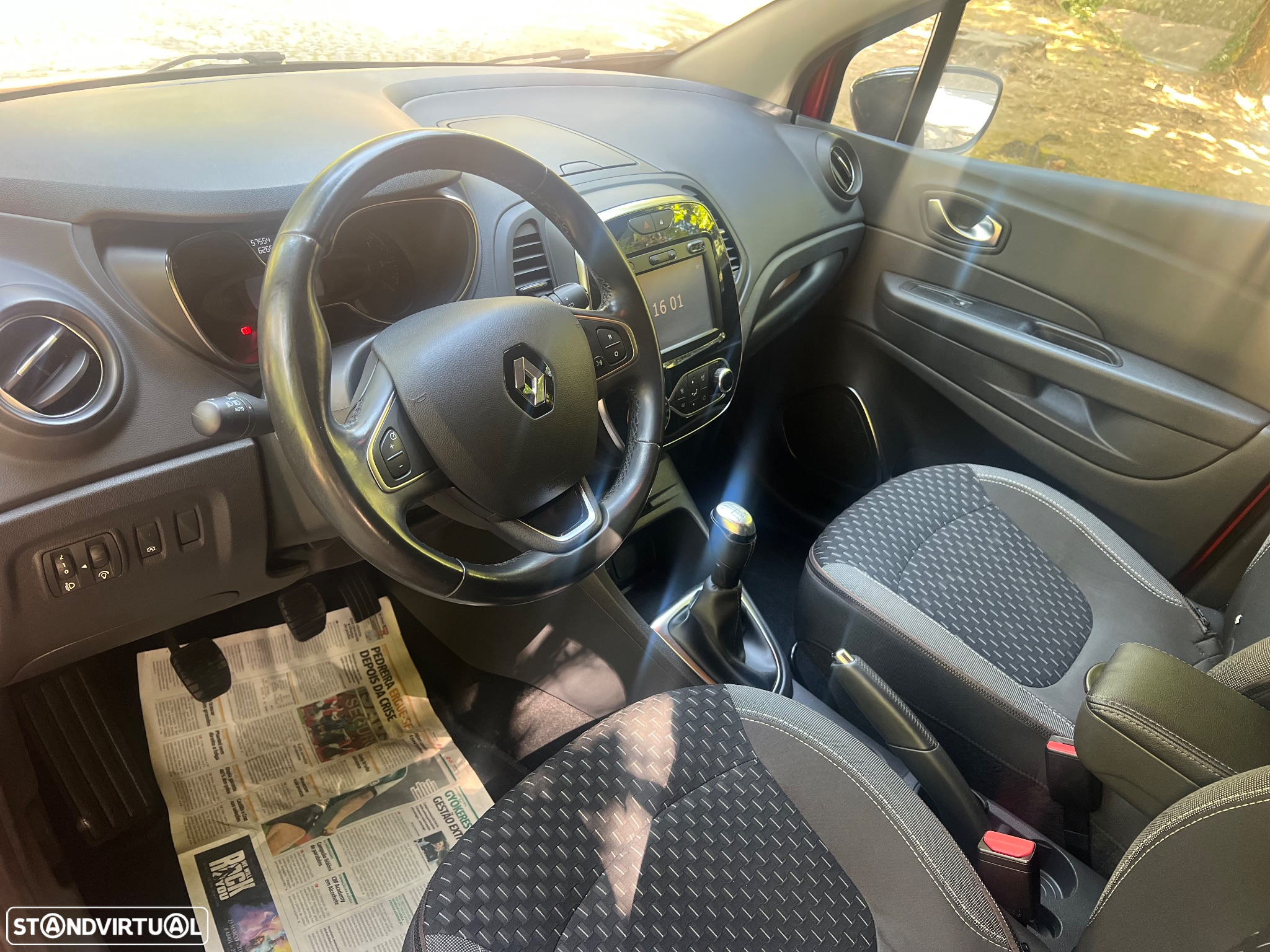 Renault Captur 1.5 dCi Exclusive - 10