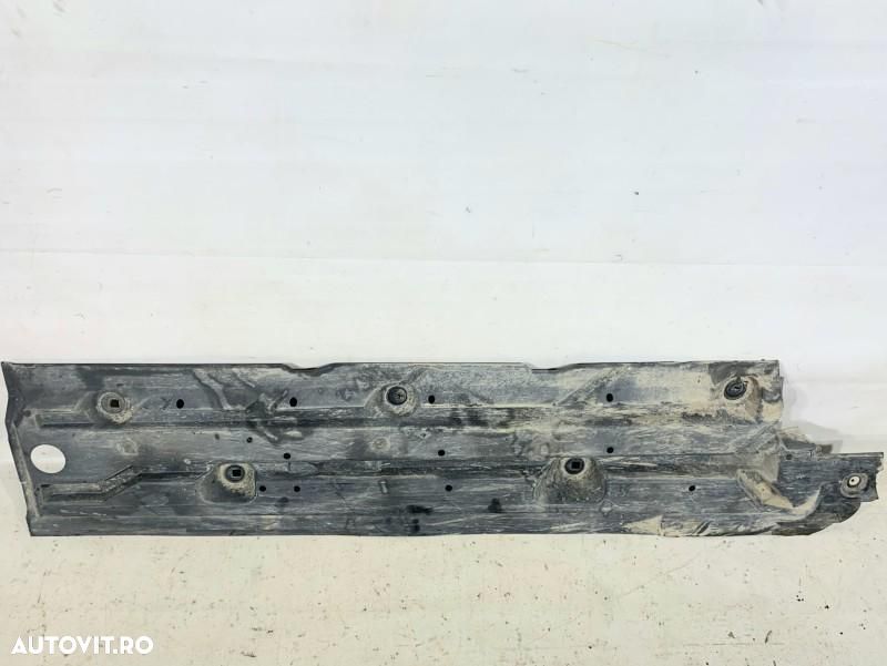 Scut lateral / caroserie dreapta Renault Laguna 3 (2007-2010) 555280002R - 1