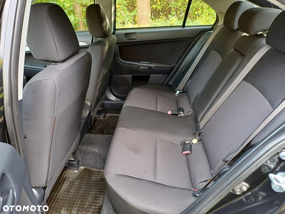 Mitsubishi Lancer - 20