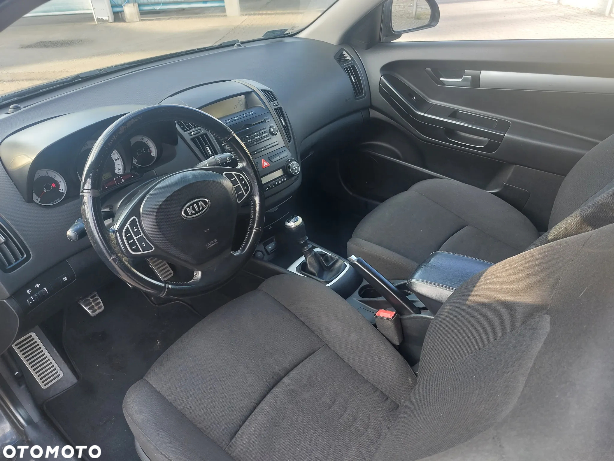 Kia ProCeed - 8