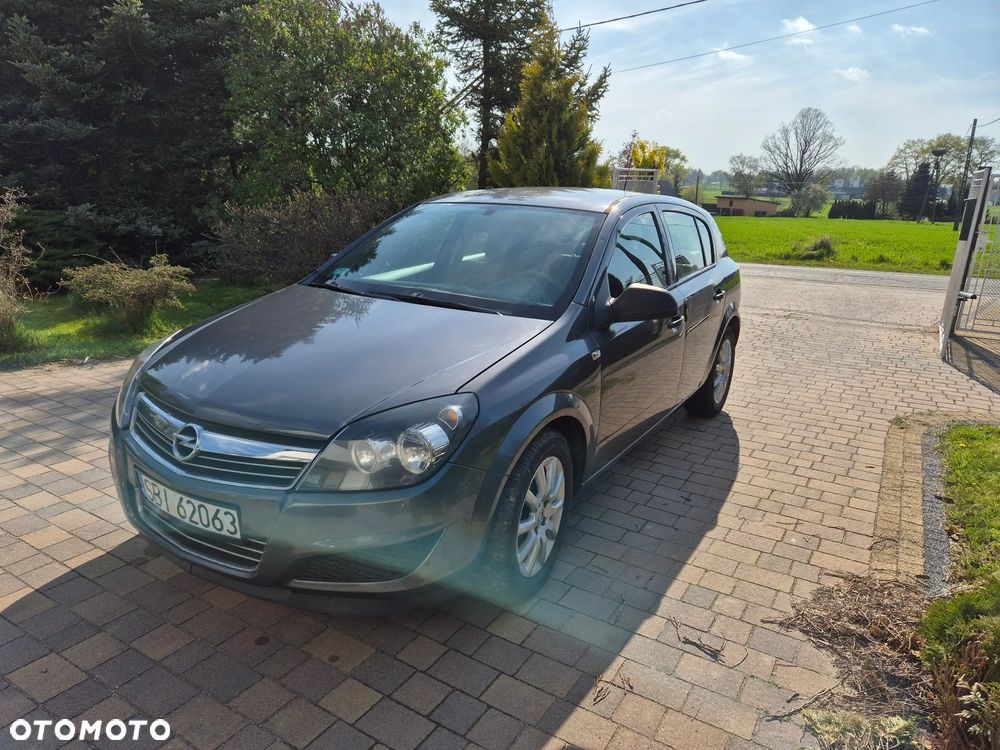 Opel Astra 1.4 Essentia - 1