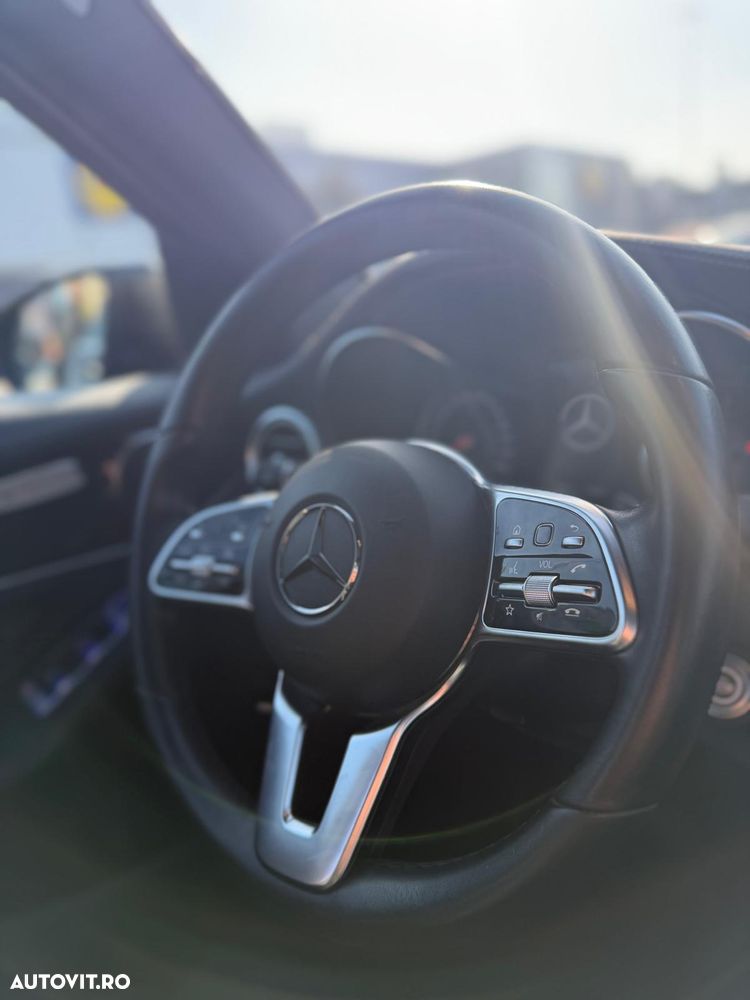 Mercedes-Benz GLC - 12