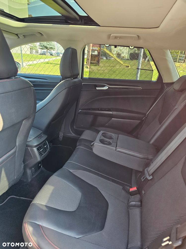 Ford Mondeo 2.0 TDCi ST-Line PowerShift - 16
