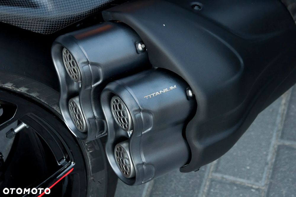 Ducati Diavel - 31