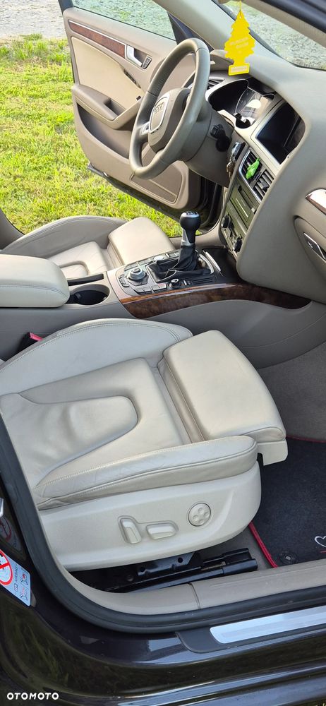 Audi A4 Avant 2.0 TDI DPF quattro S line Sportpaket - 23