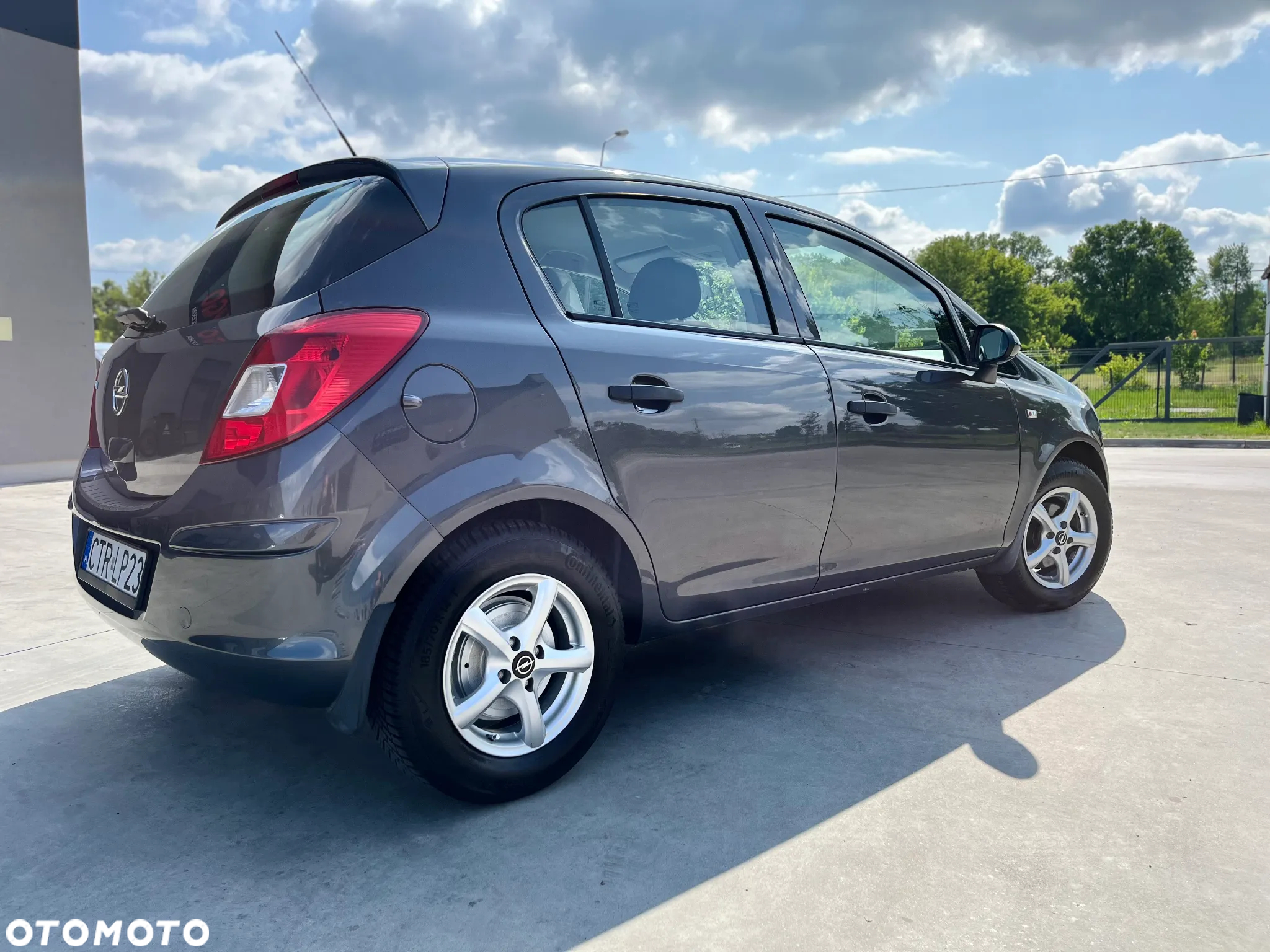 Opel Corsa - 2