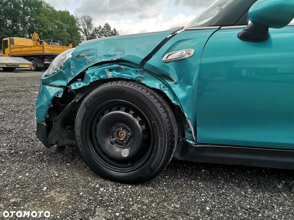 MINI Cooper S Sport-Aut - 18