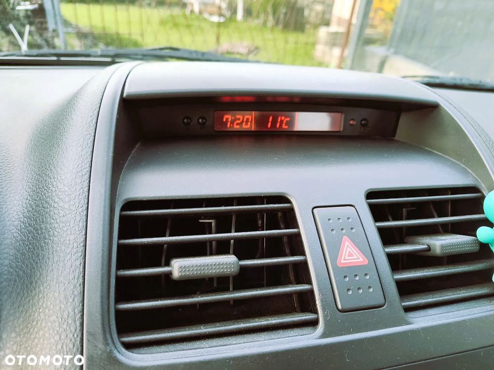 Suzuki SX4 1.6 GLX / Comfort - 11