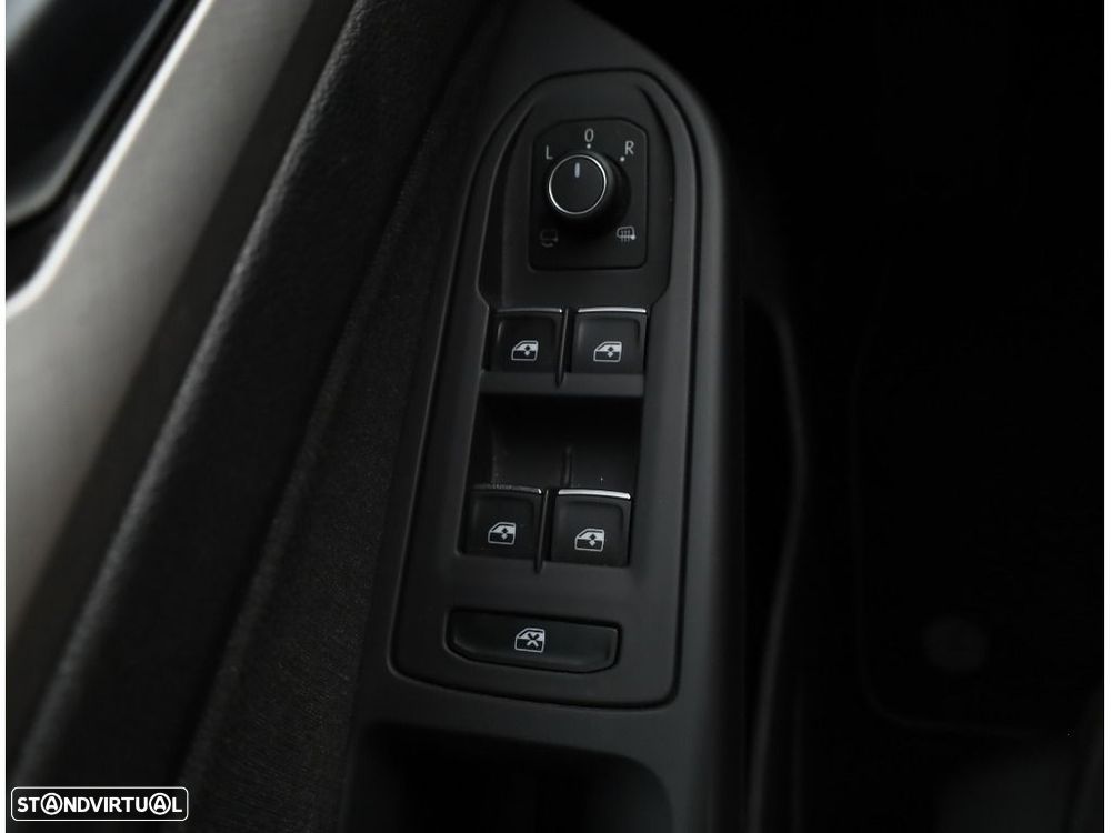 VW Golf 1.0 TSI Life - 38