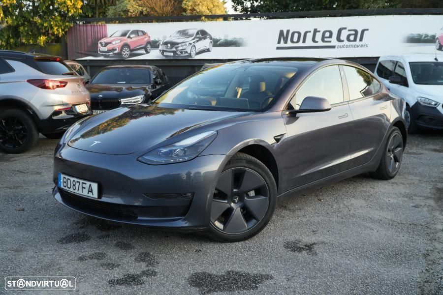 Tesla Model 3 Long Range Tração Traseira - 4