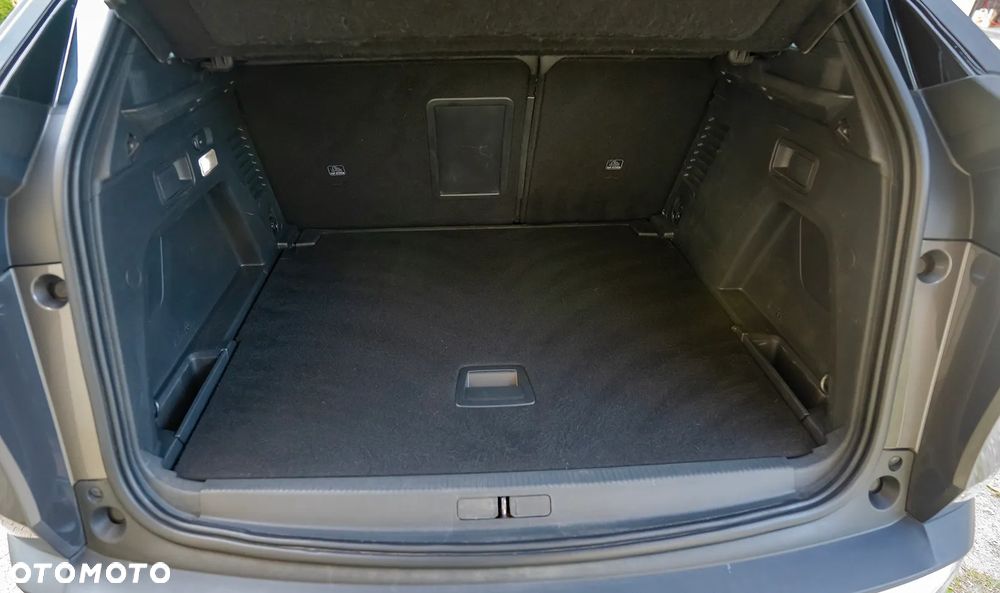 Peugeot 3008 PureTech 130 Stop & Start GPF Allure - 26