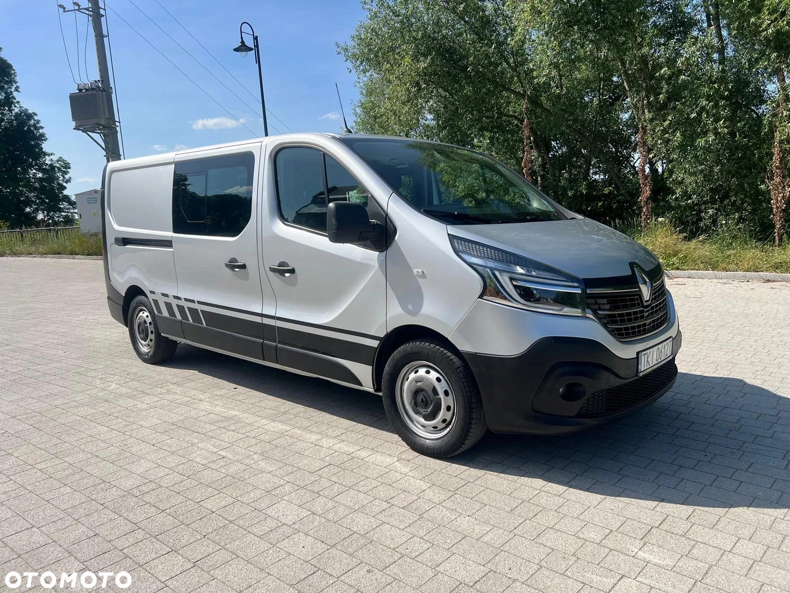 Renault Trafic L2H1 / 2.0 DCI / Brygadówka / 6 osób / - 26