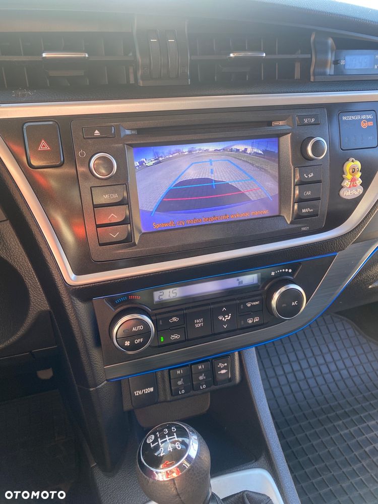 Toyota Auris 2.0 D-4D Prestige - 14