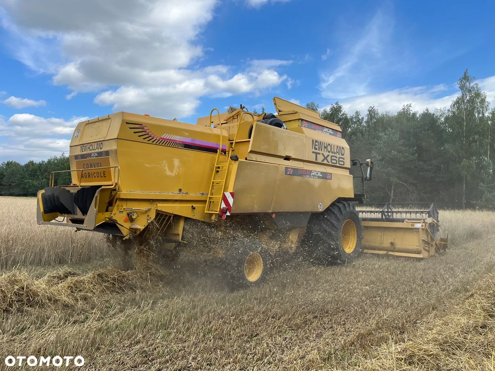 New Holland TX 66 - 4