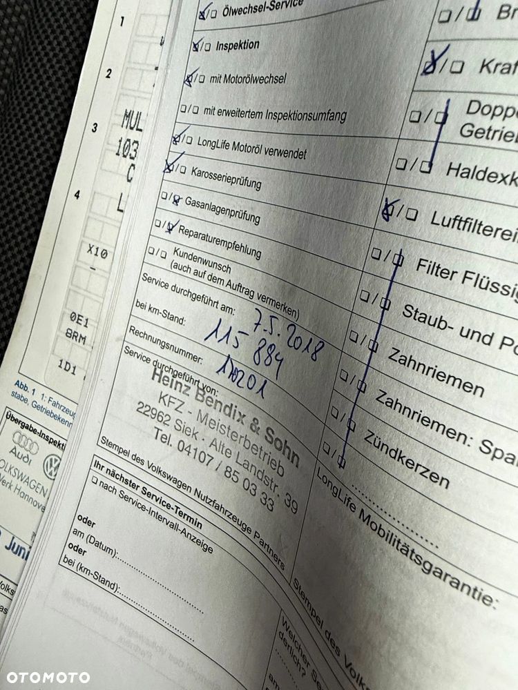 Volkswagen Multivan - 38