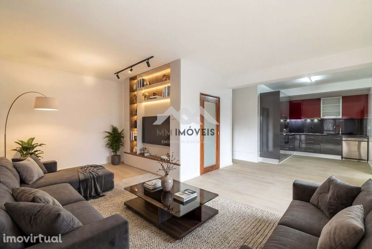 Apartamento T2 | Baguim do Monte | Renovado | Varanda | Metro | Lugar - Grande imagem: 4/30