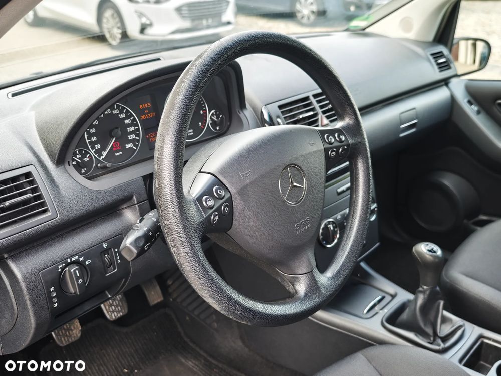 Mercedes-Benz Klasa A 150 Classic Edition 10 - 29