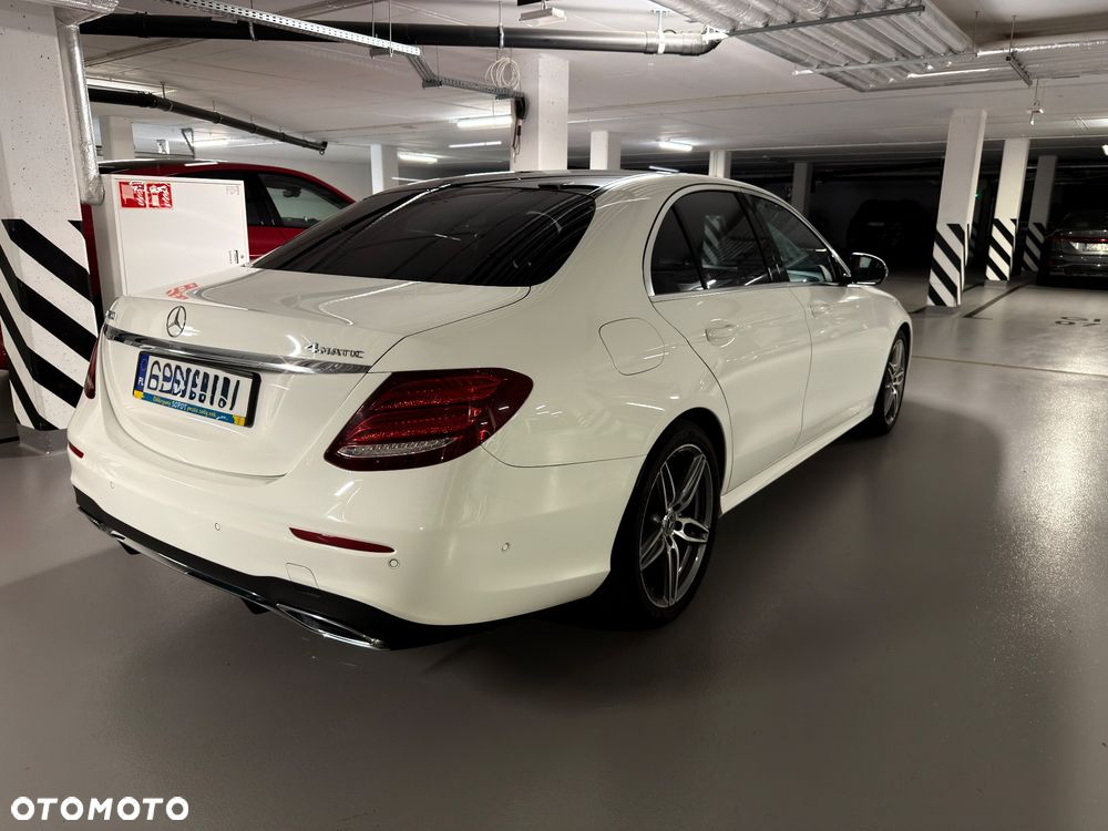 Mercedes-Benz Klasa E 220 d 4-Matic 9G-TRONIC - 7