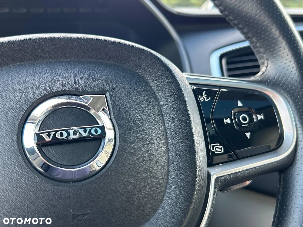 Volvo XC 90 D5 SCR AWD Inscription 7os - 20