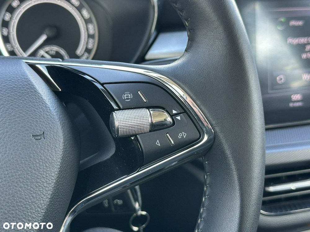 Skoda Fabia 1.0 Ambition - 34