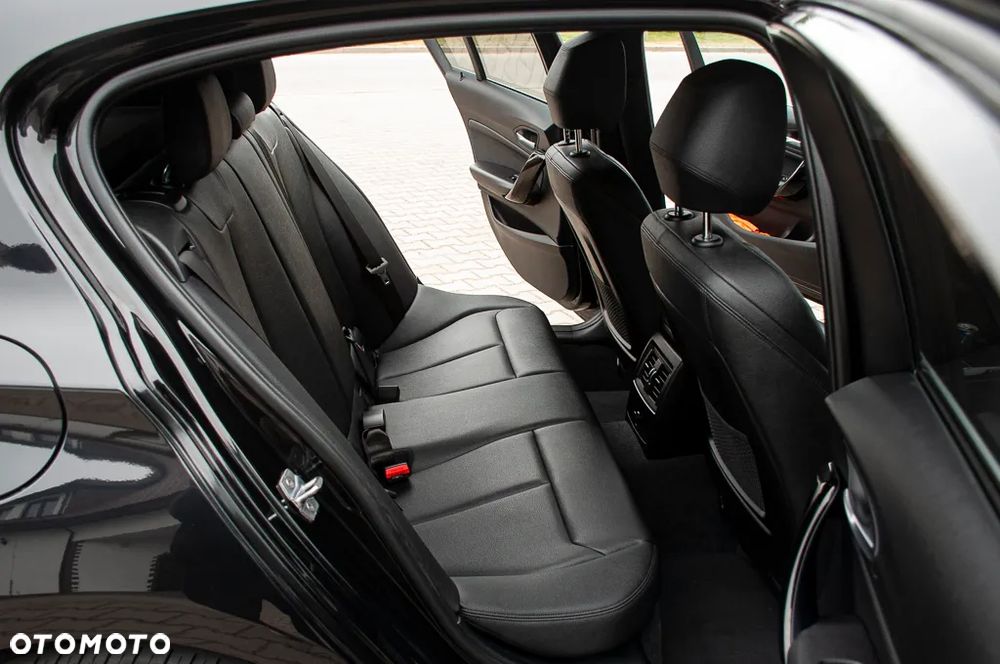 BMW Seria 1 116d EfficientDynamics Edition Sport Line - 27