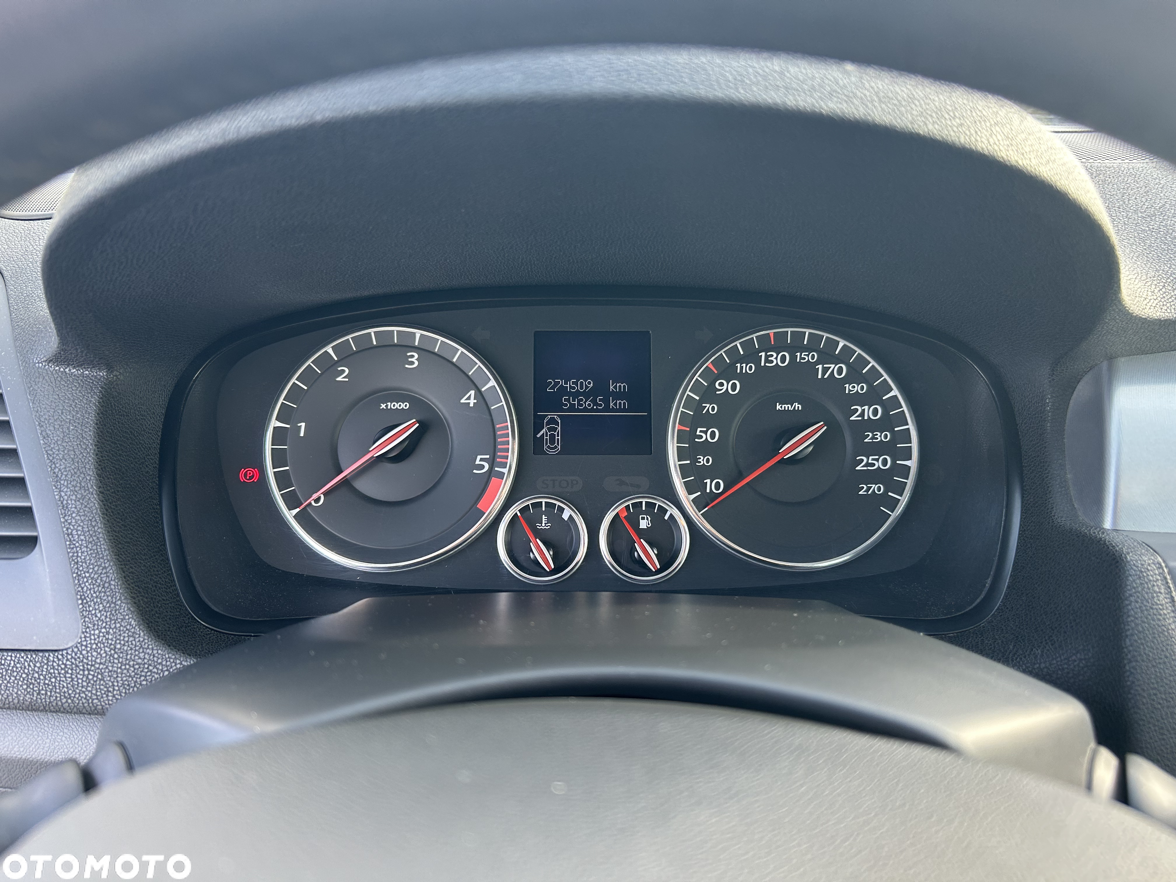 Renault Laguna 2.0 dCi Monaco GP2 - 33