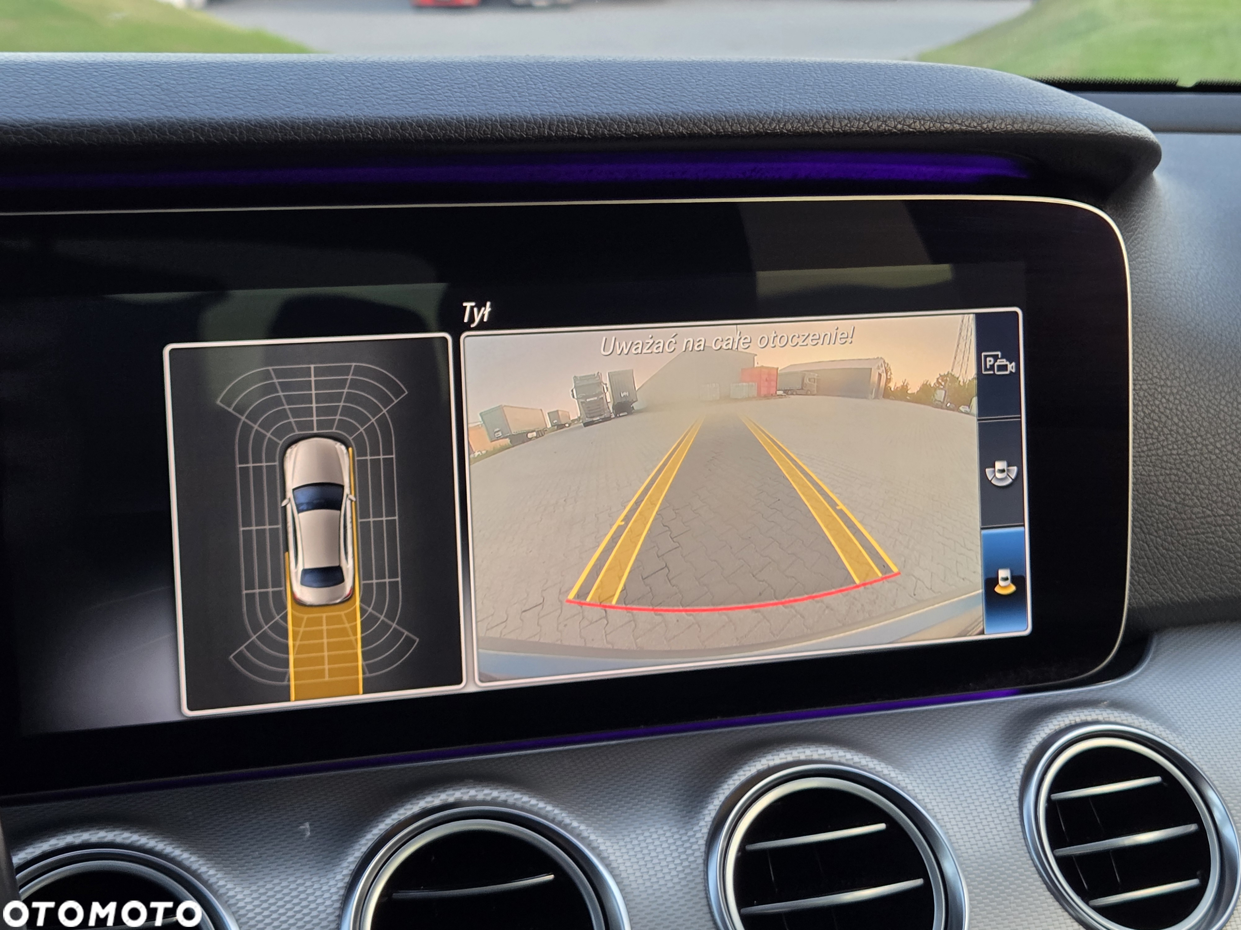 Mercedes-Benz Klasa E 220 d T 9G-TRONIC Exclusive - 28