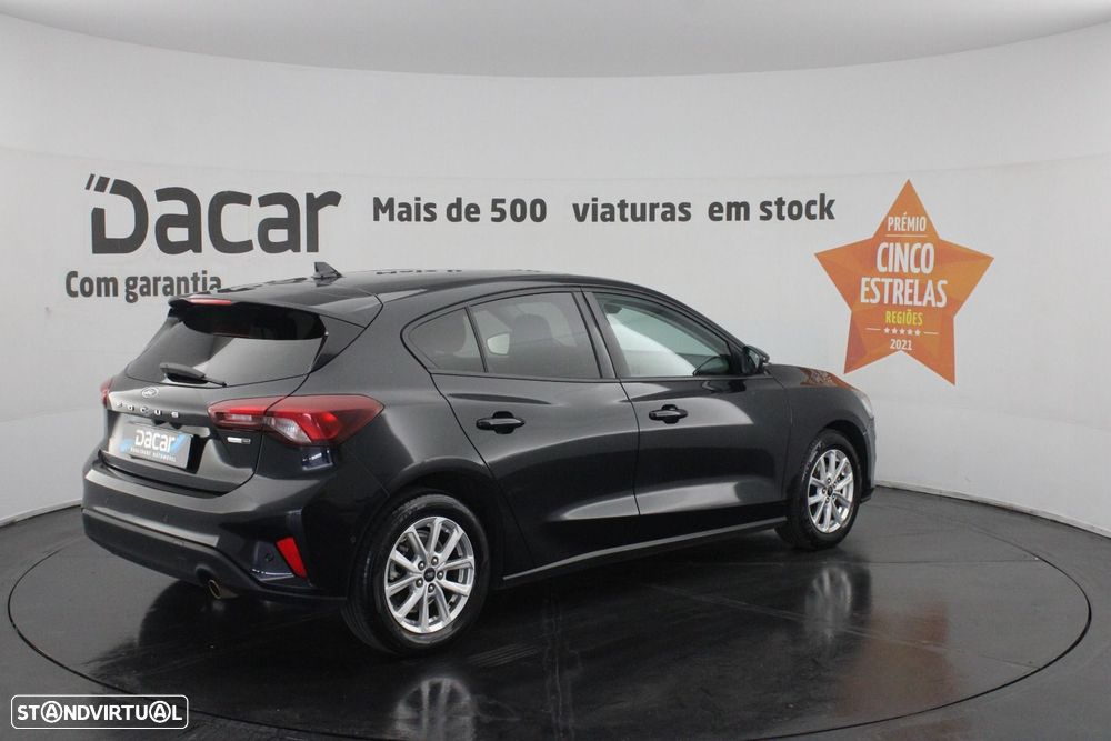 Ford Focus 1.0 EcoBoost MHEV Connected Design — fotografia 7