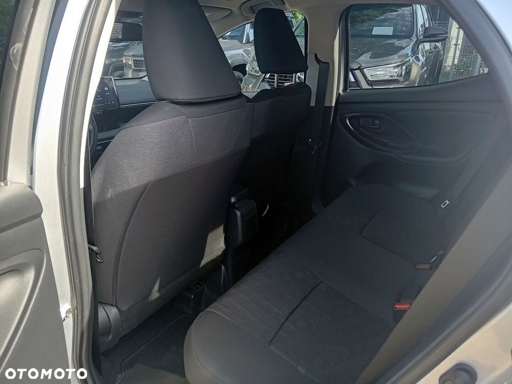 Toyota Yaris Hybrid 1.5 Style - 10