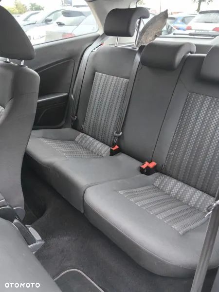 Volkswagen Polo 1.4 TDI (Blue Motion Technology) Comfortline - 16