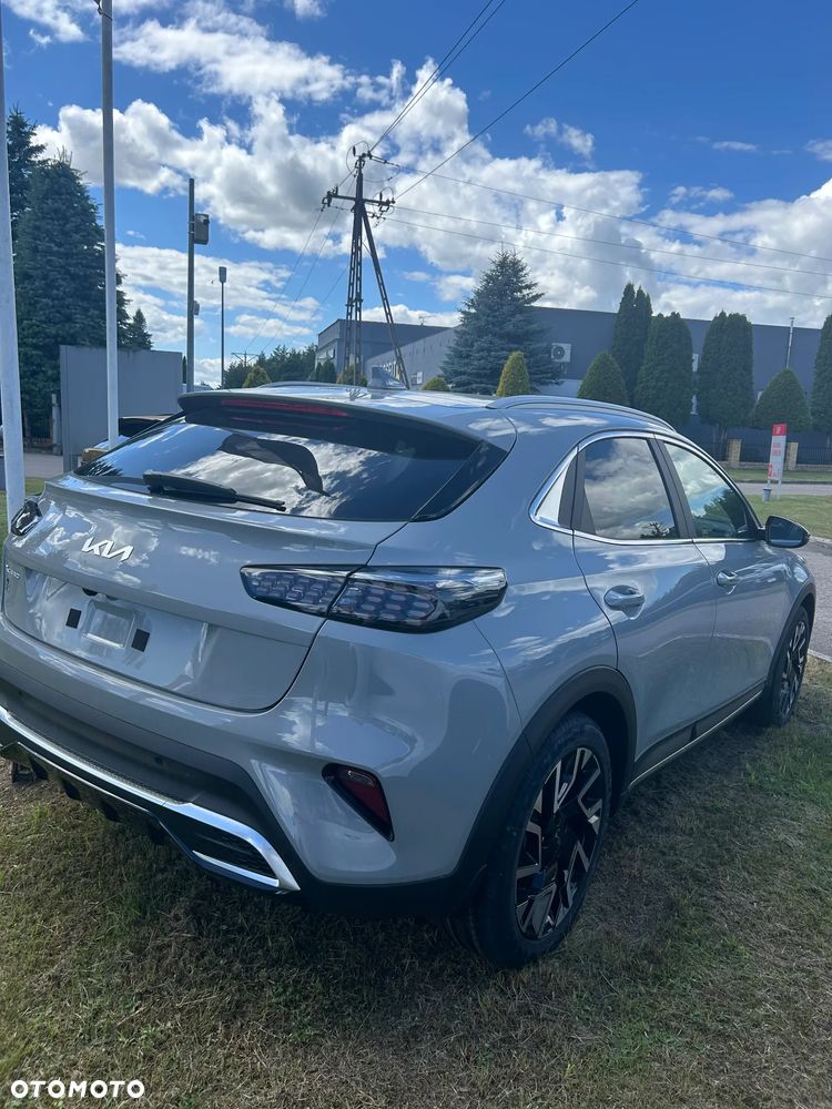 Kia XCeed - 4