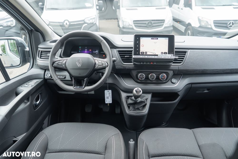 Renault Trafic Combi 2.0 Blue dCi 150 S&S L2 8+1 Zen - 9