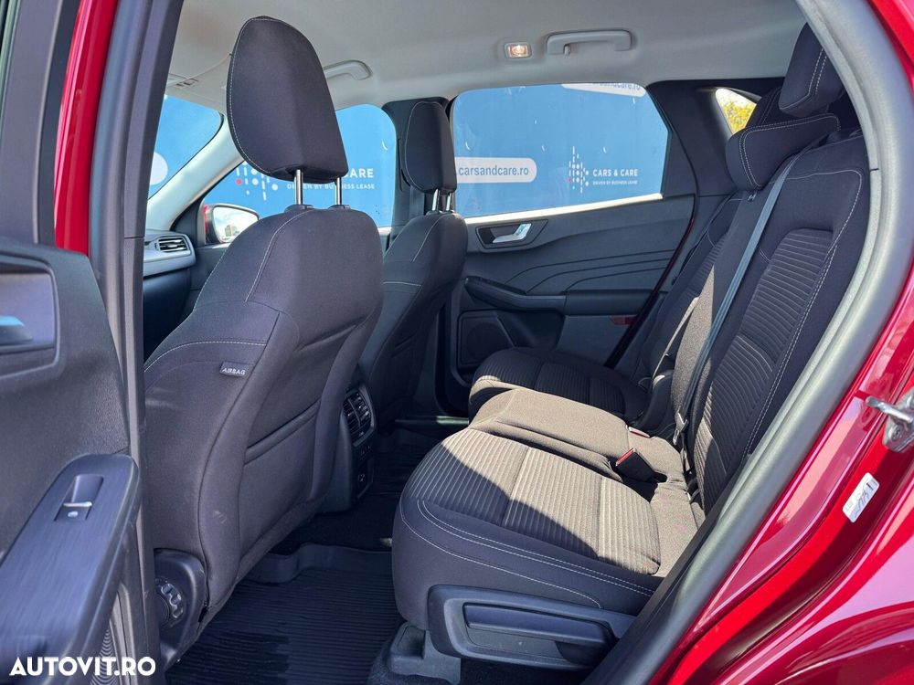 FORD Kuga 2022 — imagine 8